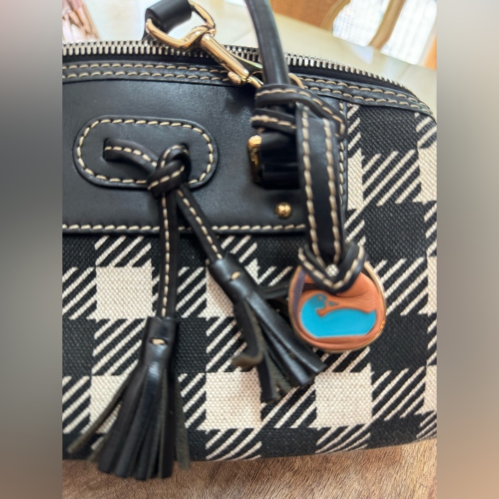 Dooney & Bourke Black and White Satchel with Timeless Elegance - Picture 9 of 12